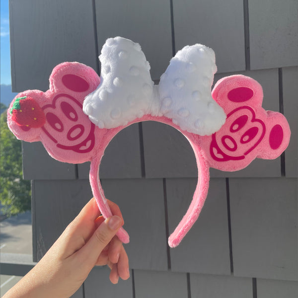 Mickey Waffle Mouse Ears - Strawberries and Cream